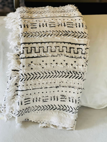 White and Black throw blanket for couch, African tufted throw blanket, Cotton woven blanket, Bohemian blanket throw, Gift for her