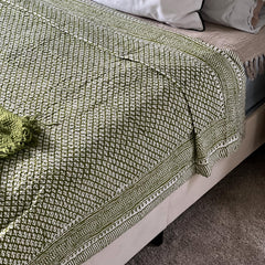 King Size Reversible Kantha Oversize Throw Pure Cotton Bedding Handmade Bedcover, Elegant Spring Pastel Green White Floral,  Unique gfit