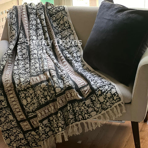 Floral Sofa Throw Cotton Blanket Gift for her Mothers day gift Boho Accent for Home Decor Living Room Farmhouse Style Bedroom cozy throw