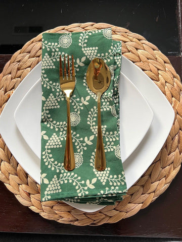 Block Print Napkins in Wreath Print, Cocktail Napkins, Christmas Dinner Party, Napkins in size 20"x20"