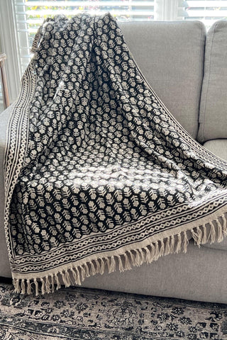 Black floral throw blanket couch handmade throw, Home Inspiration, Sofa/bed throw,Hand Loomed Throw, Unique Handmade gift