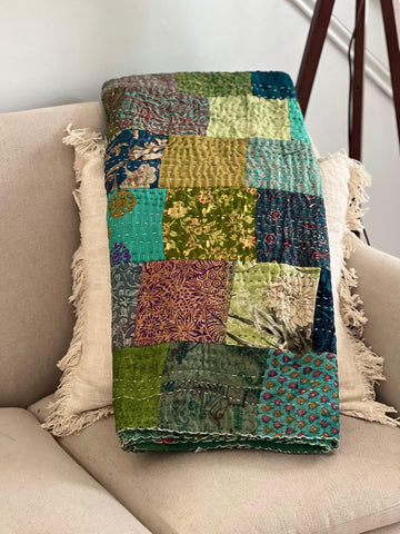 Indian Hand stitched Patchwork Kantha Quilt Hippie Bedding Bedspread Boho Kantha Blanket Gudari King/Twin Size Bed Cover Unique gift