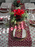 Red block print cotton table runner with napkins,, handprinted table linen, Wreath print, Christmas table scape